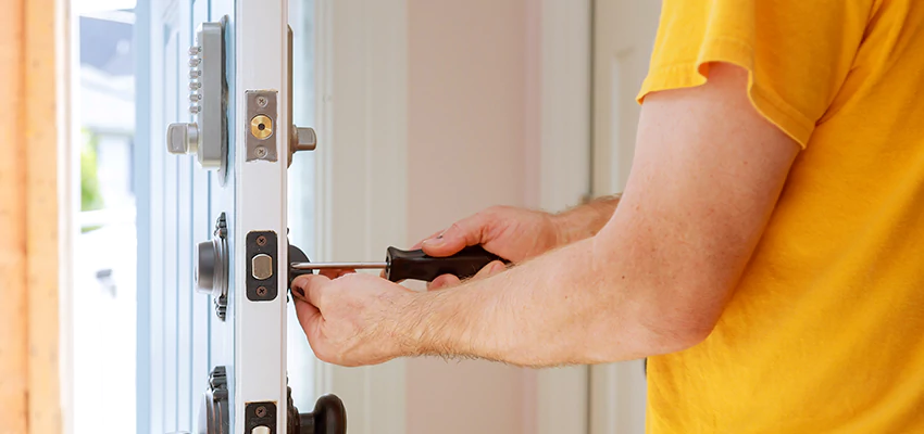 Eviction Locksmith For Key Fob Replacement Services in Duarte, CA
